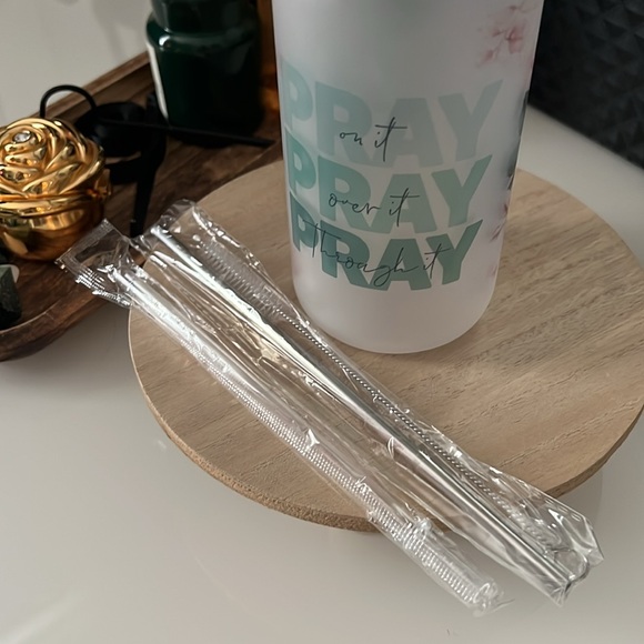 16oz Frosted Glass Pray Libbey Can - Picture 4 of 7